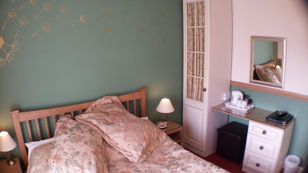 Wood Fen Lodge Littleport Room photo